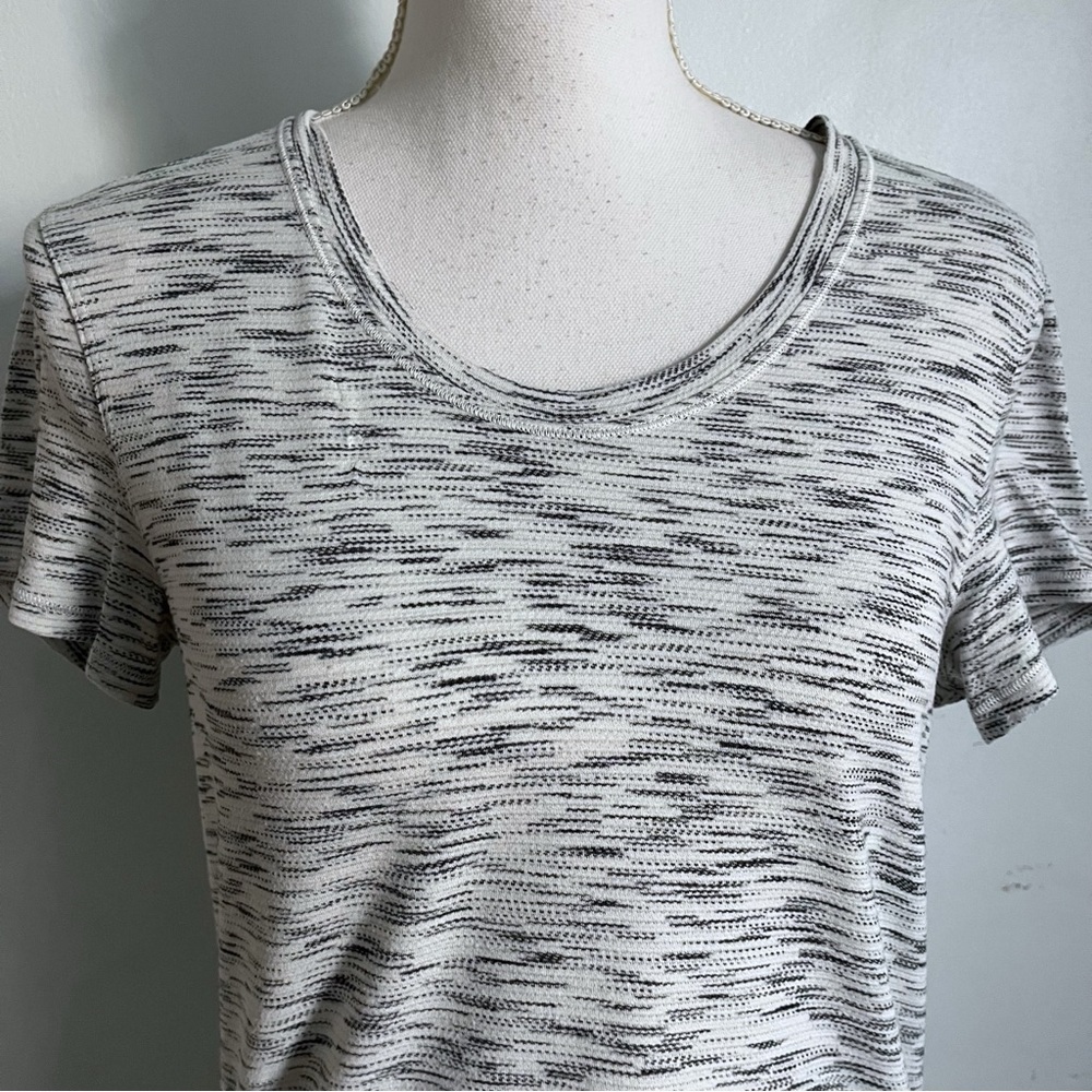 Lululemon • Grey Tiger Space Dye Short Sleeve Top - Picture 2 of 4